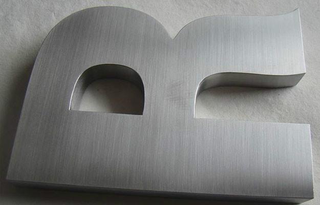 供应不锈钢彩色板生产厂家， 304不锈钢蚀刻板厂家，不锈钢彩色板价格