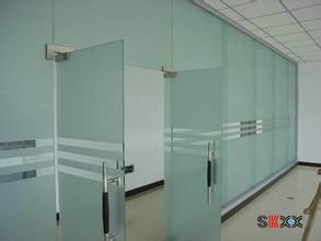 供应用于商场 家里的北京安装大镜子宣武区专业安装镜子
