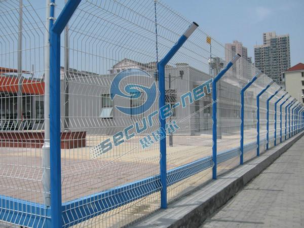 衡水市高速护栏网铁路护栏网市政围栏厂家供应高速护栏网铁路护栏网市政围栏