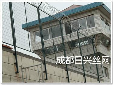 供应监狱护栏网高速护栏网护栏网厂家施工安装